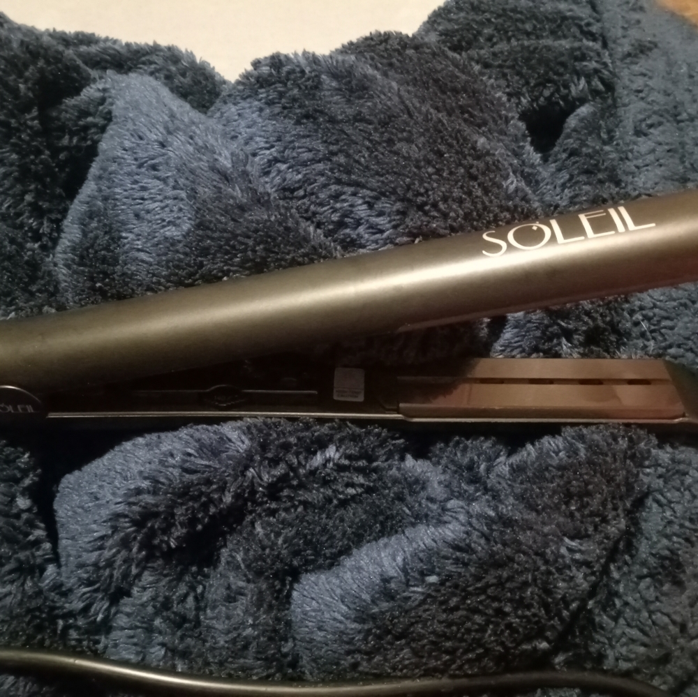 Meet your Posher, Dixie